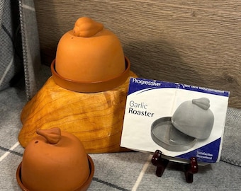 vintage Paire de plats à rôtir à l'ail pour torréfaction progressive en terre cuite avec base émaillée | deux plats à rôtir | Assaisonnements et légumes Kitchenalia