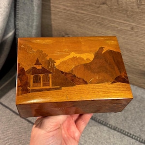 Gueissaz Music Box - Etsy