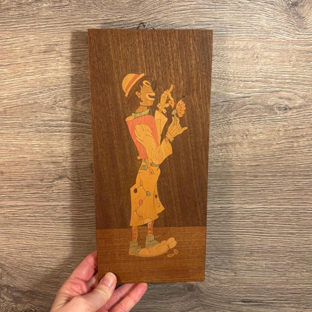 Vintage Hand Crafted Clown With Loves Me, Loves Me Not Daisy Wall ...
