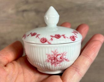 ヴィンテージ手彫り木箱 | インド製ブラウン木製花彫り収納 | MCM蓋