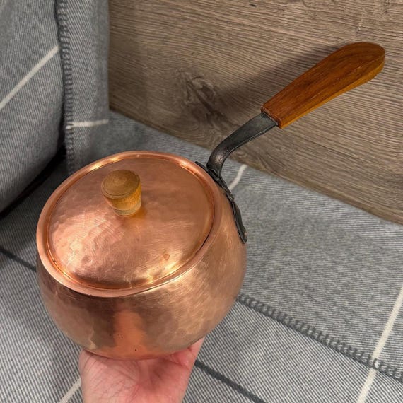 調理器具 STOCKLL NETSTAL SWISS MADE Vintage Stockli Netstal Hammered Copper Swiss Made Lidded Pot With