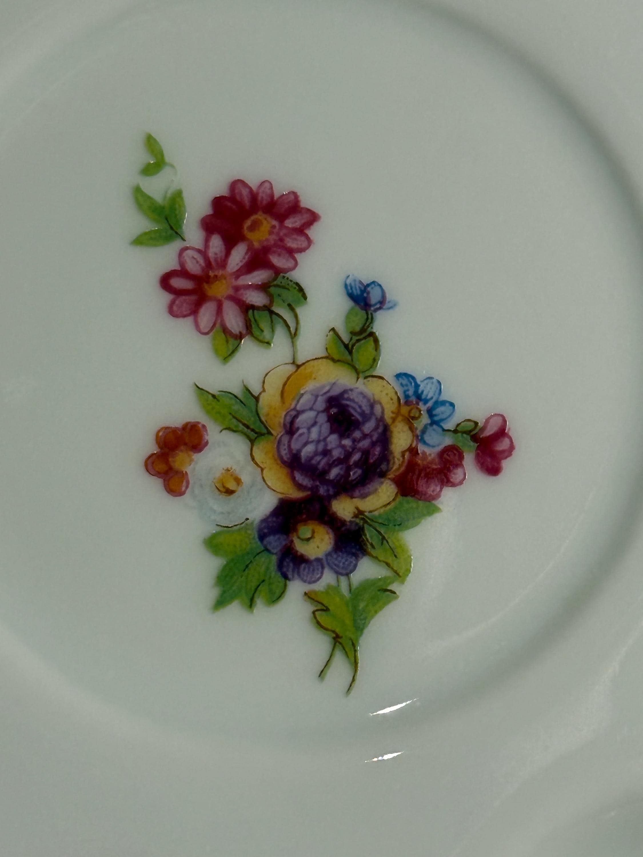 Vintage 1946 Leander RGK China De Bohème Deviled Egg Round Dainty