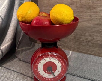 Preloved Salter Retro Red Orb Mechanical Kitchen Scales 139 RDDR | Iconic Small Kitchen Appliances for Weighing Food | British Housewares