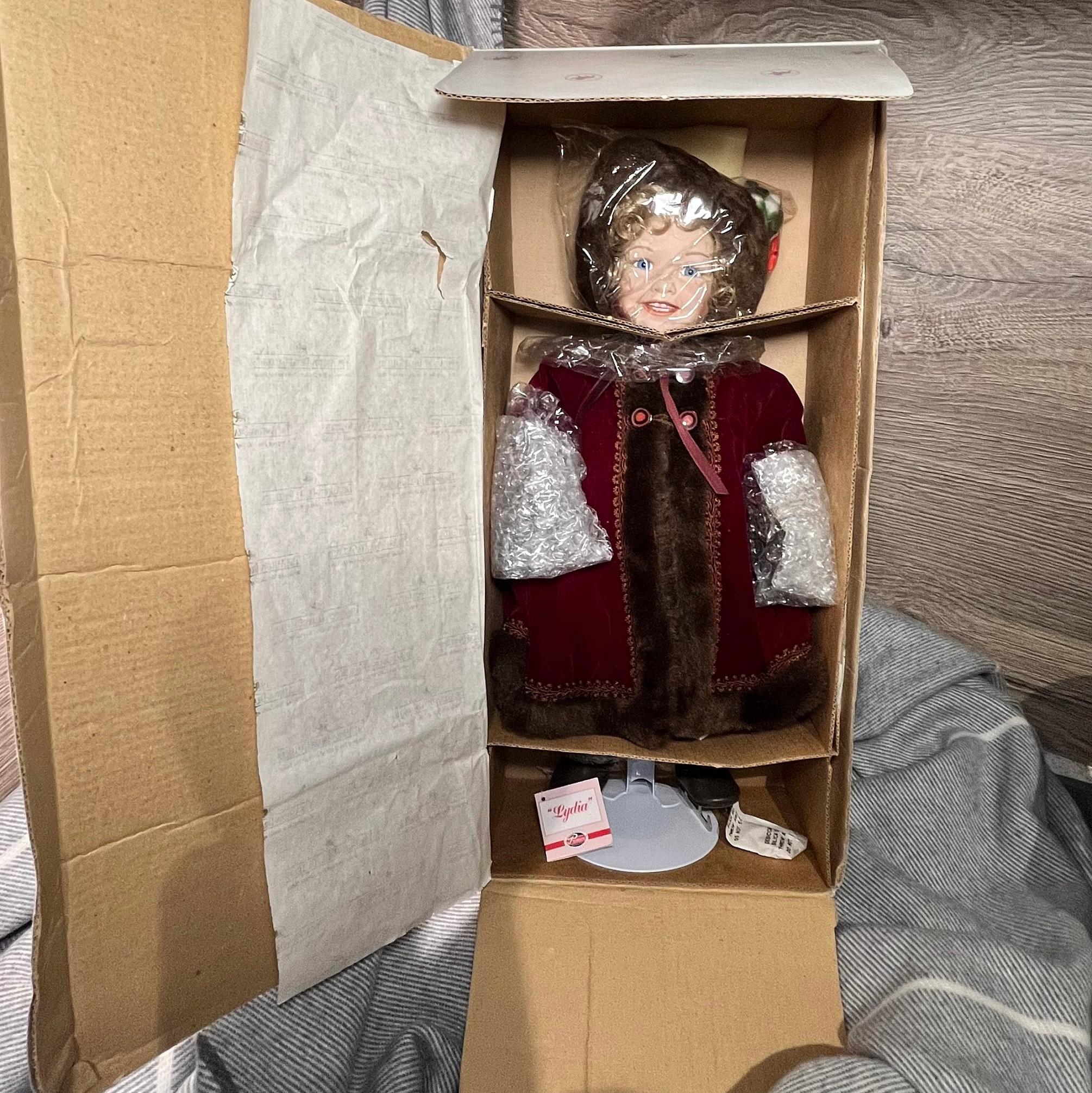 Vintage 1997 the Ashton Drake Galleries 'lydia' Ice Skating