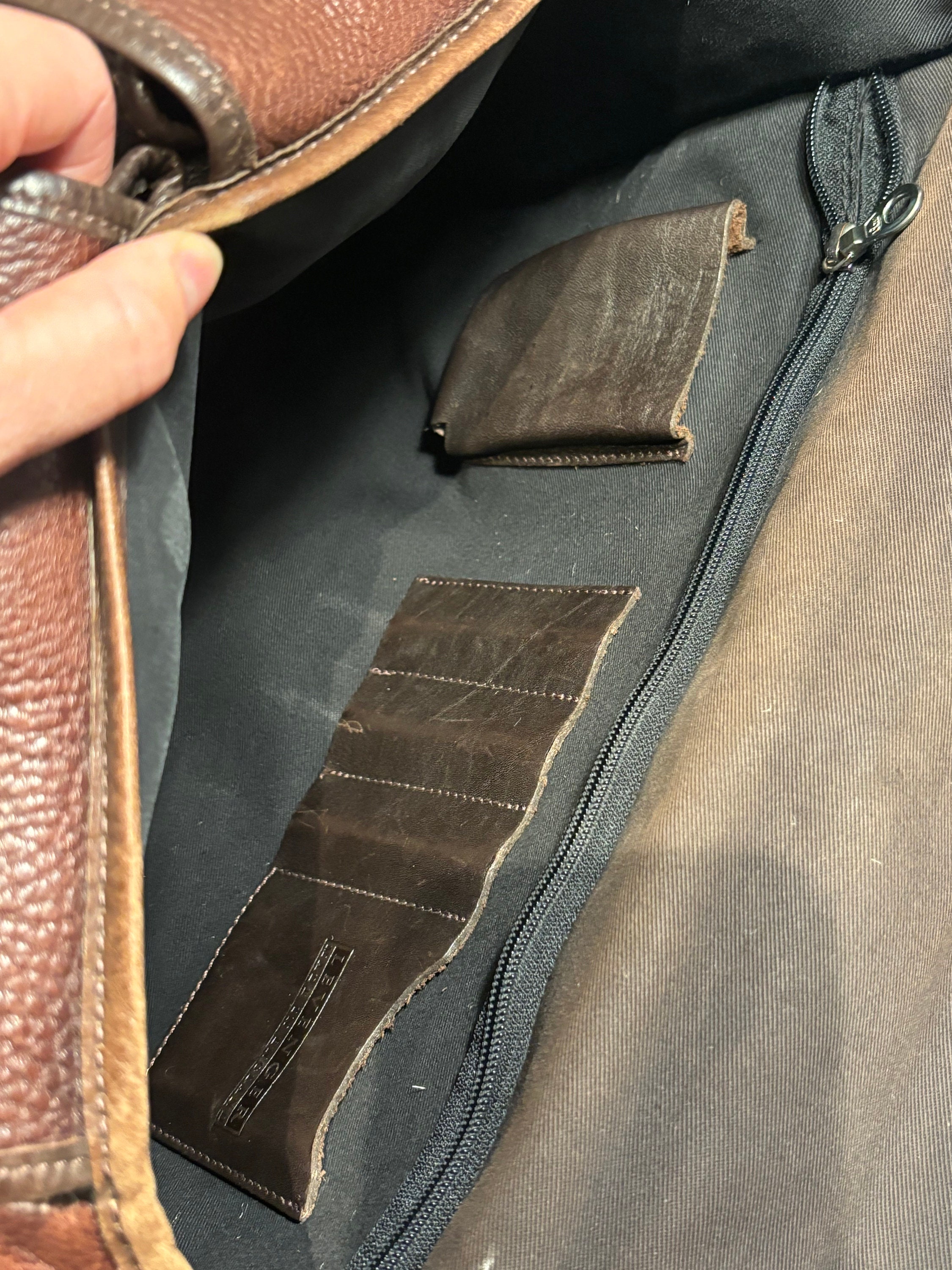 Vintage Levenger Brown Real Worn Leather Classic Man's