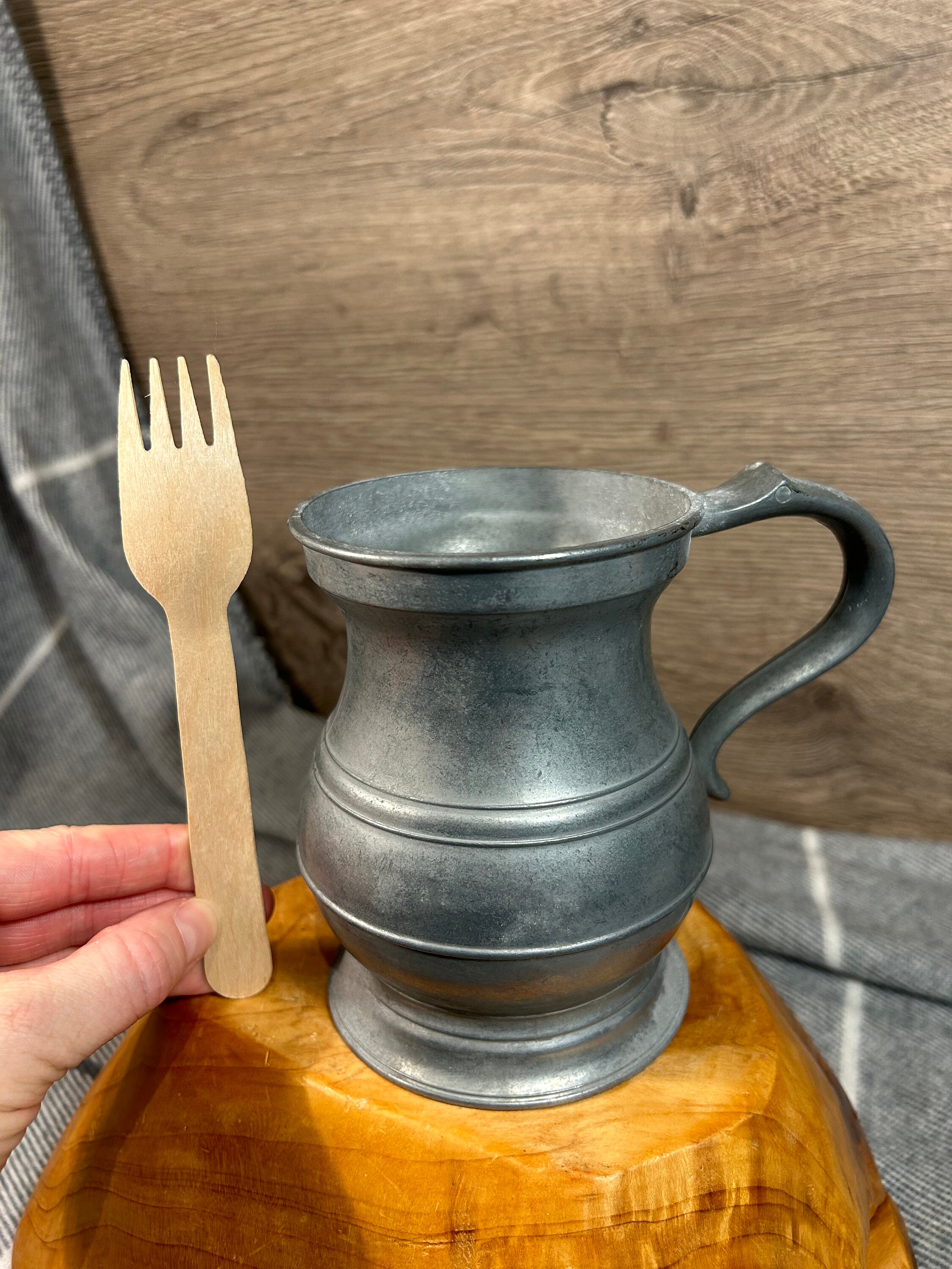 ヴィンテージシルバートーンのドイツ製コレクターズピューター製