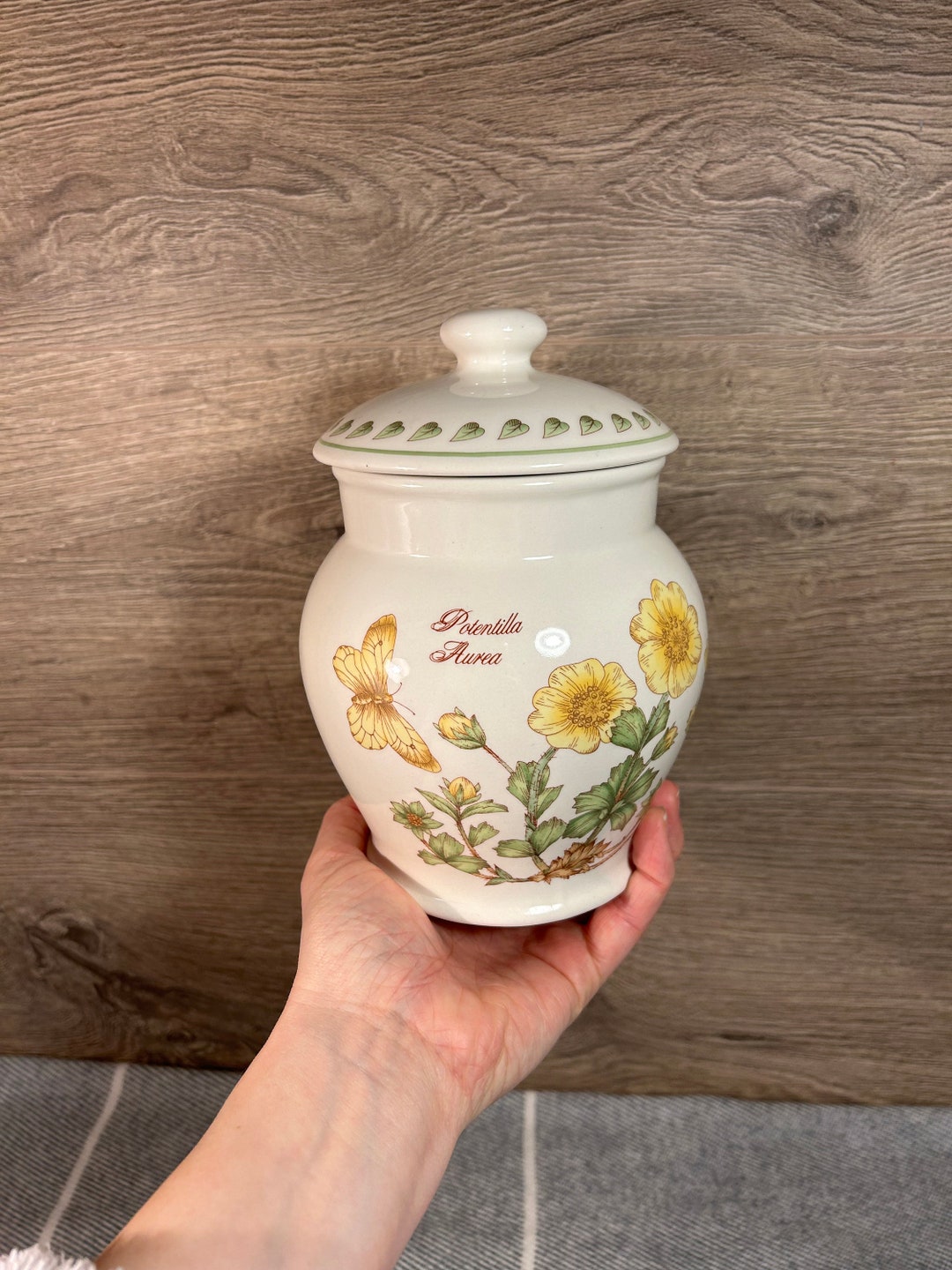 Vintage Boots Co Plc Nottingham Floreanda Made in England Yellow