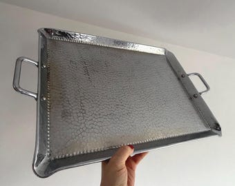 Stara, duża, prostokątna taca do serwowania o wadze 1,6 kg, kuta, z 2 uchwytami do przenoszenia | Solidne, ciężkie serwery do koktajli | Dekoracyjne eksponaty kolekcjonerskie