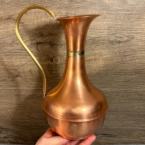 Vintage Weba Ware Made in England Gold Tone Copper Brass Jug Vase | Rustic Kitchenalia Collectibles | English Traditional Country Home Decor