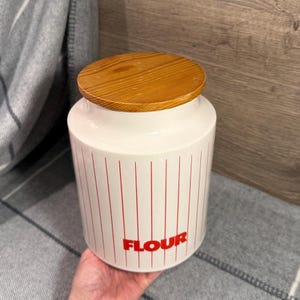 Vintage Flour Hornsea Pottery Red Stripe Large Round Jar with Wooden Lid | Mid Century Staple Kitchenalia | Retro Pantry Storage Jars & Pots