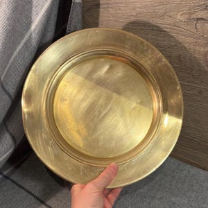 Vintage 2 Brass Round Plain Plate Trays | Gold Tone Boho Tableware | Bohemian Table Display Accessories | MCM Decorative Wall Decor Chargers