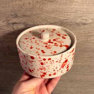 Preloved Arket Sweden Pink Red Speckled Splatterware Round Lidded Sugar Pot Made in Portugal | Mediterranean Kitchenalia | Scandinavian Home