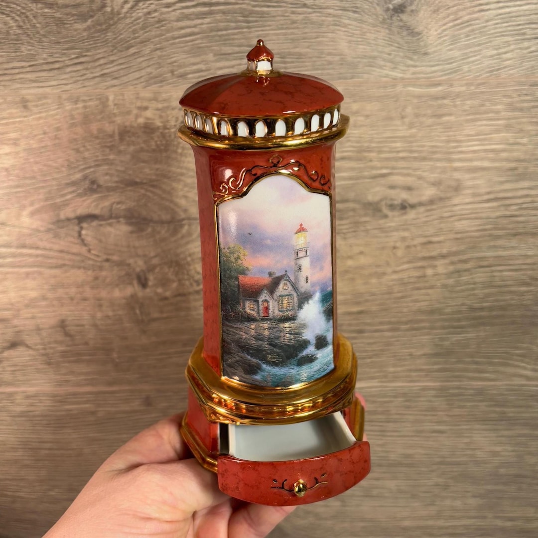 Vintage 2000 Thomas Kinkade’s Seaside Reflections Lighthouse Music Box ...