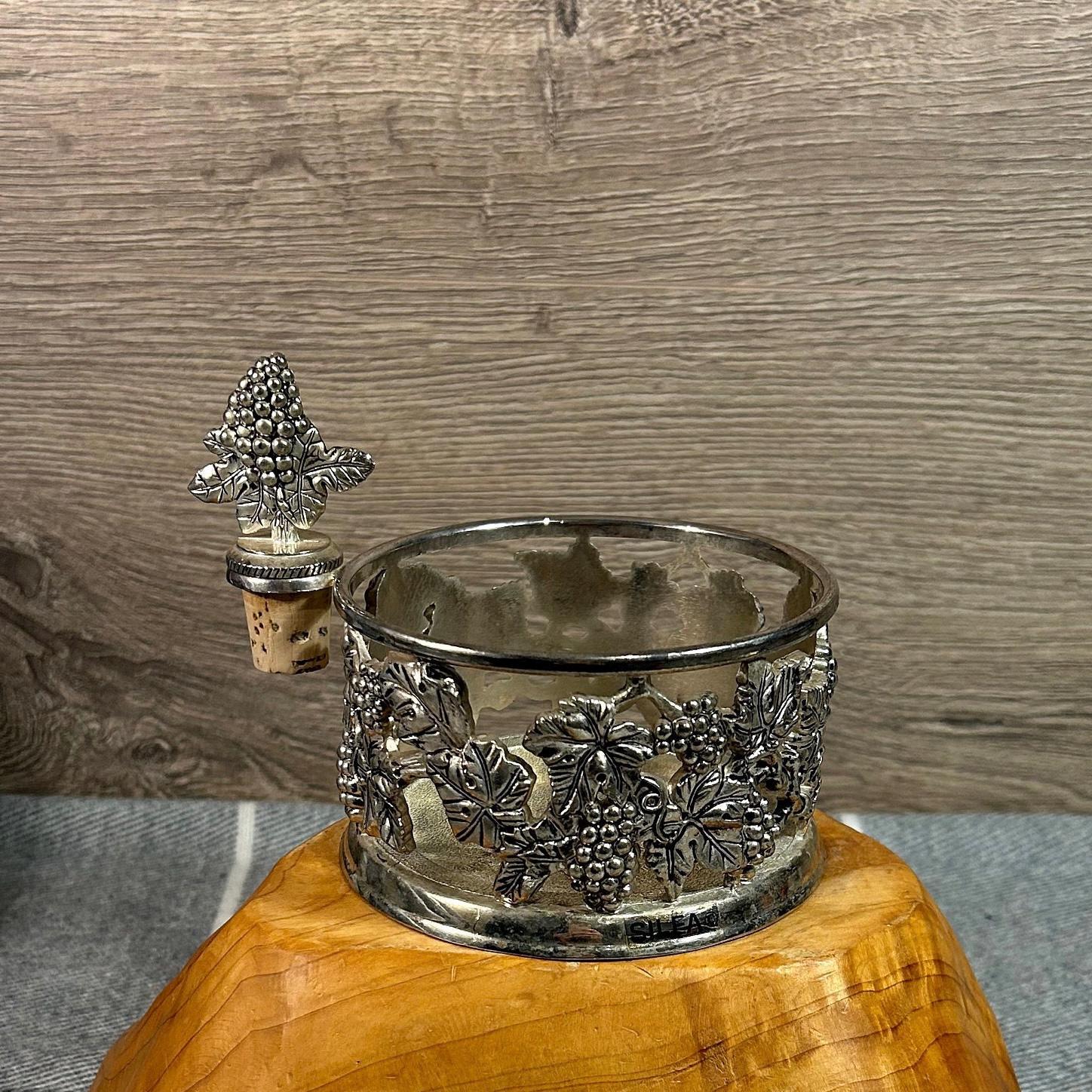Ancien Porte-bouteille De Vin En Plaqué Argent, Motif Vigne, Sommelier Français