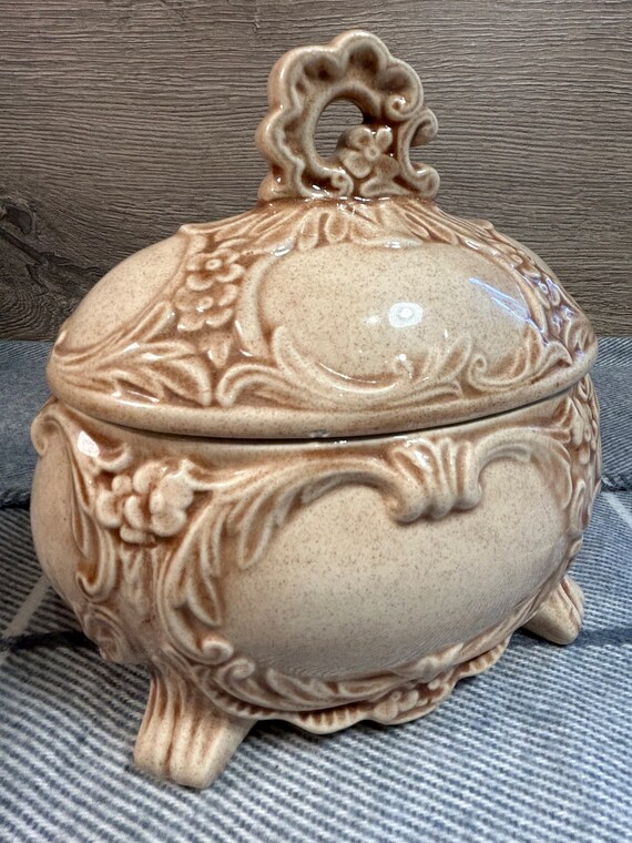 ヴィンテージ - ダメージあり - 陶器製 装飾蓋付き 楕円形 脚付き