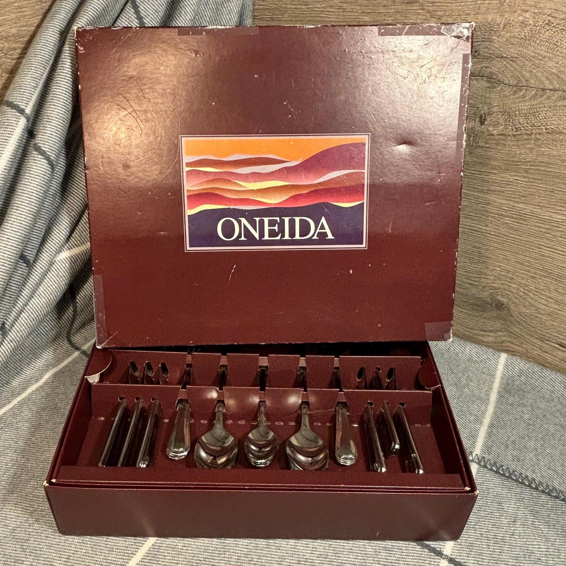 ヴィンテージ Oneida Athos ヴィンテージ 44 ピース ステンレス