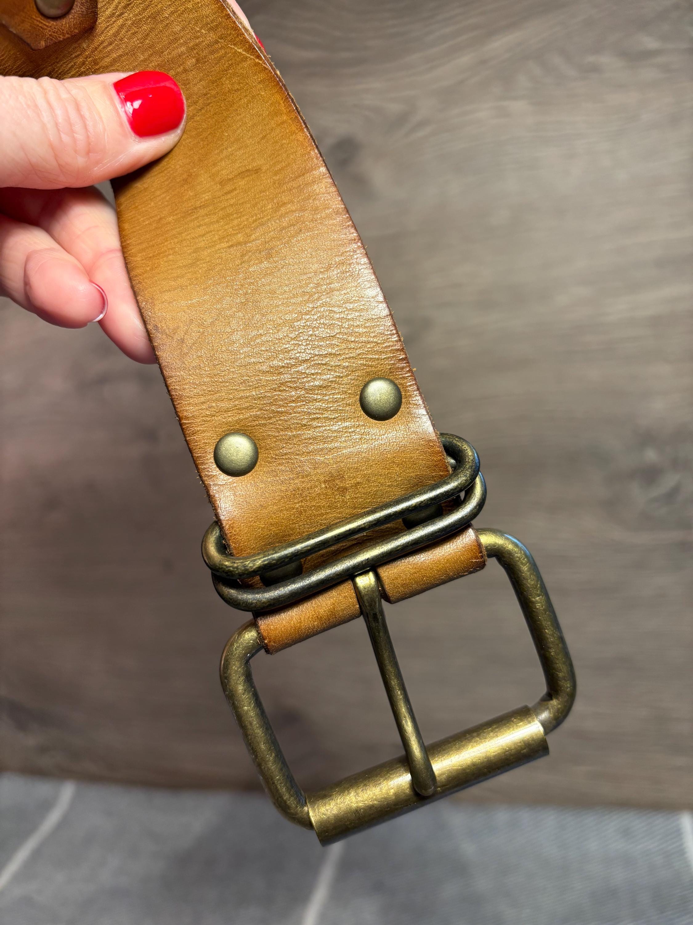 Linea‎ Pelle Vintage Leather belt Hand Stitched design Pristine 32 Vintage 32 main image 3