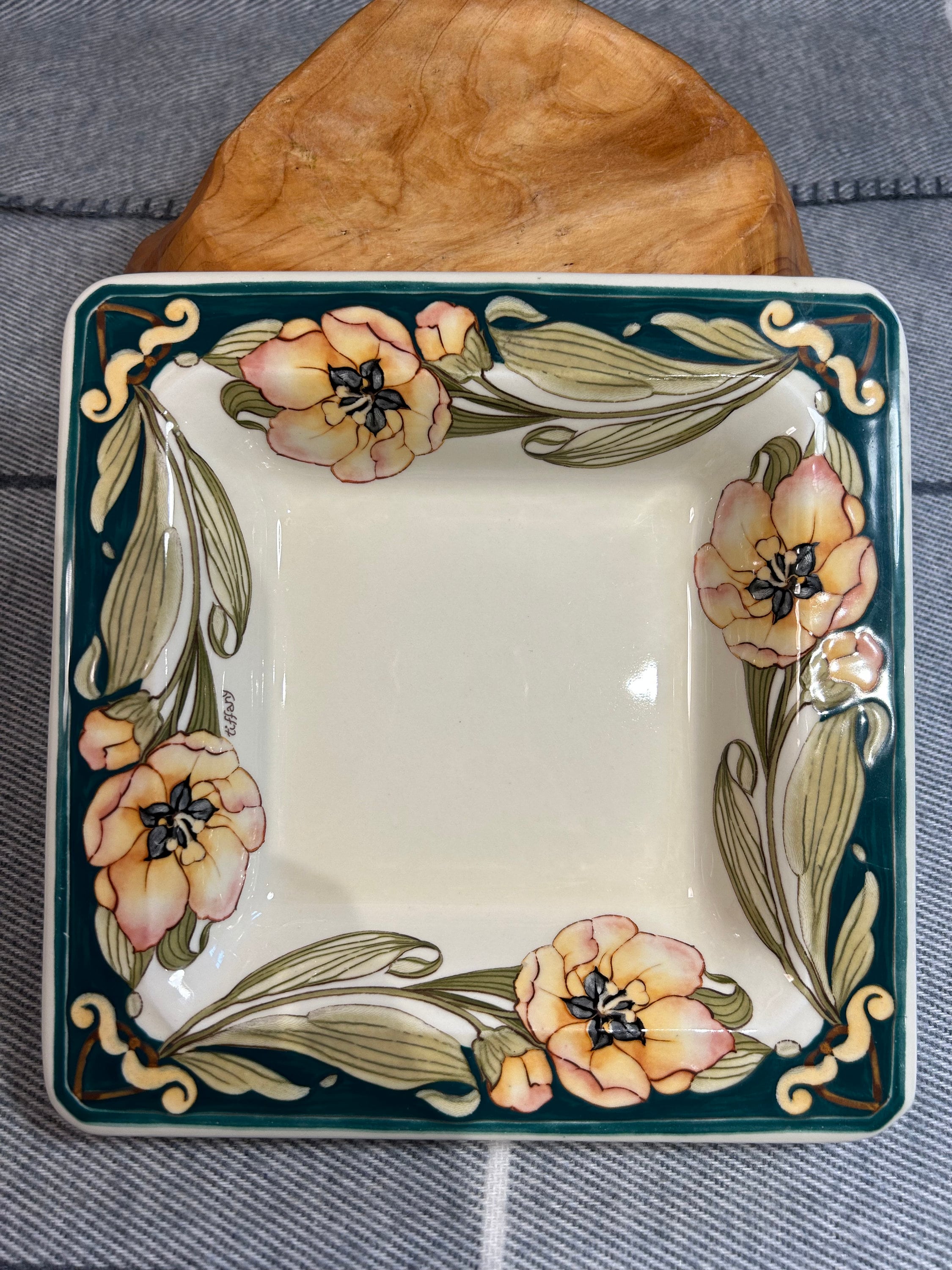 Vintage Made in Italy Tiffany Boutique Fine Tableware Square