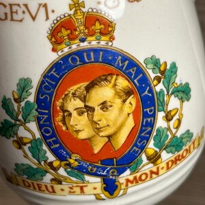 Vintage King George VI Queen Elizabeth Coronation May 1937 Official Collectible Tea Coffee Mug Made in England Monarch's Dieu et mon droit image 9