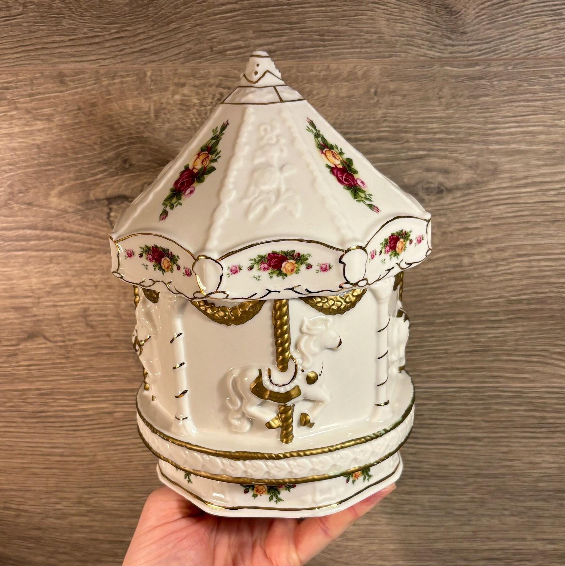 ▲コーティング加工品▲「マックス・シュミット、スキフにて」フランクリンミント △コーティング加工品△「マックス・シュミット、スキフにて