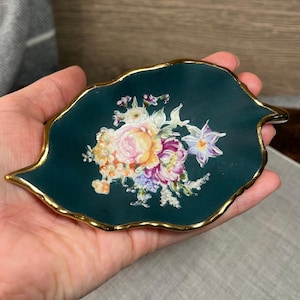 Vintage France Limoges Porcelain Deep Emerald Teal Colour Trinket Ring Jewellery Dish Tray in the Shape of a Gilded Leaf