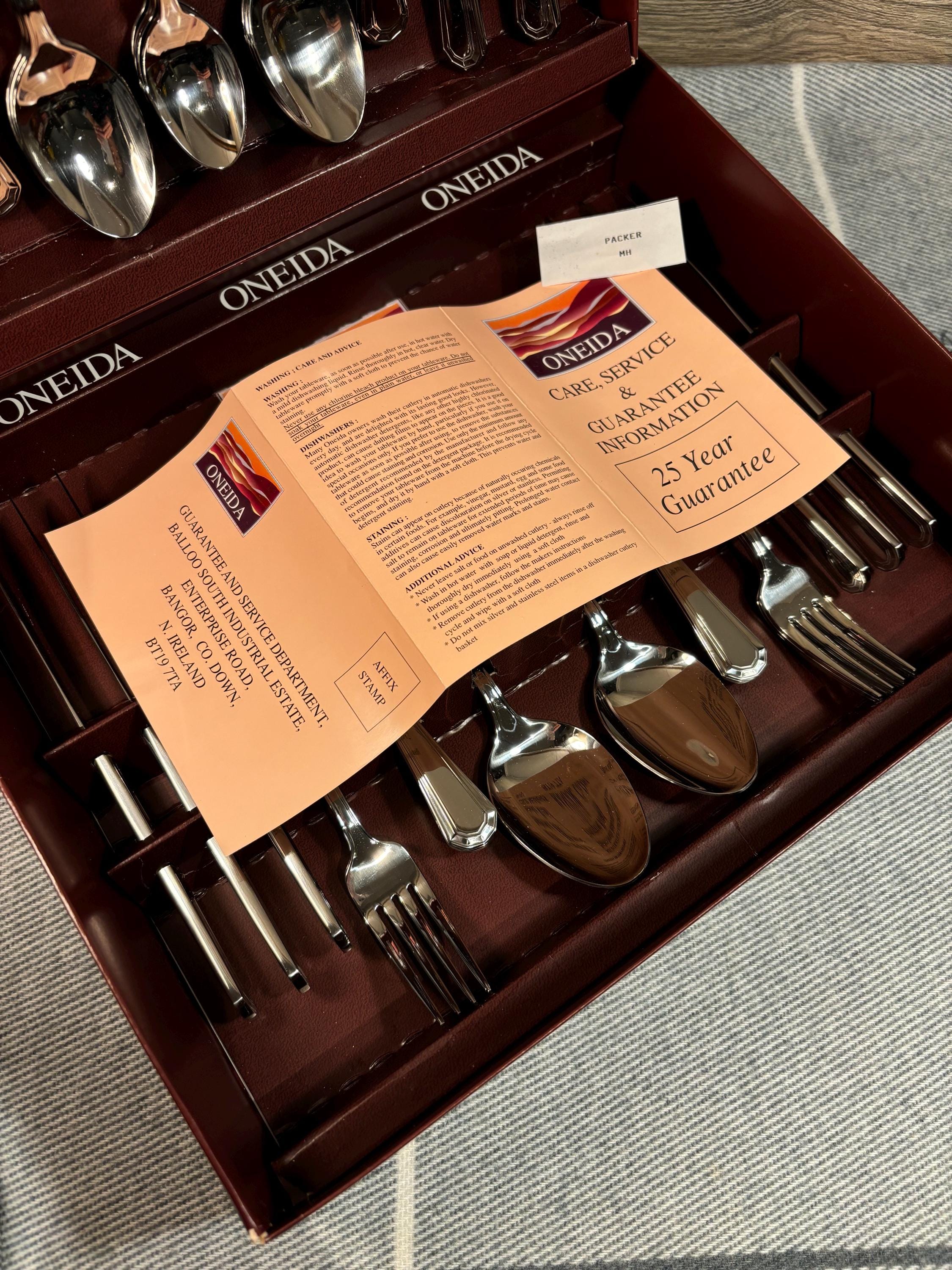 ヴィンテージ Oneida Athos ヴィンテージ 44 ピース ステンレス