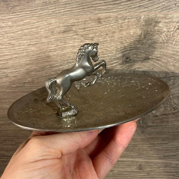 Seba ZBA 英国製 ヴィンテージ シルバープレート ピントレイ 馬の彫刻
