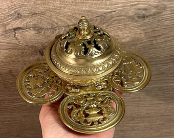 Queimador de incenso vintage antigo em latão maciço, estilo Art Nouveau, com perfil de Greenman ornamentado | Item de colecionador para decoração e acessórios de casa com detalhes em folhagem Mascaron