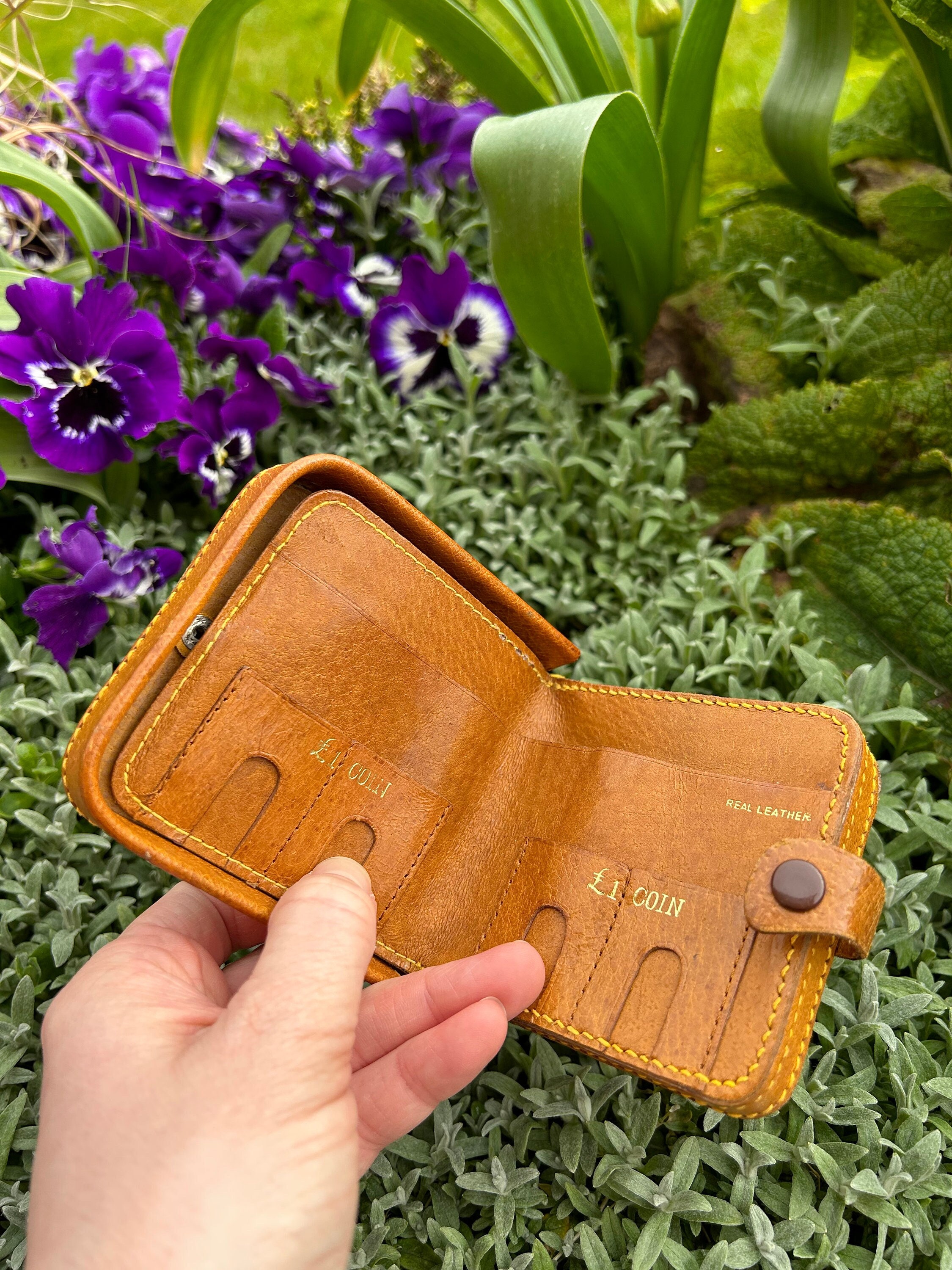 Vintage Genuine Tan Leather Real Hide Cash Coin Tray Purse 