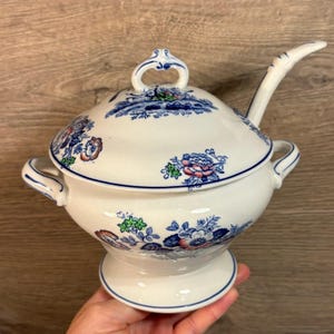 Vintage Wood & Sons Oriental Birds Lidded Tureen with Ladle | Petite Footed Pedestal Centrepiece Server | English Table Pottery Collectibles