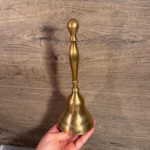 Vintage Tall Handle Brass Bell | Classic Traditional Last Order Bells | MCM Versatile Reception Essentials | Hotel, Salon & School Dinners