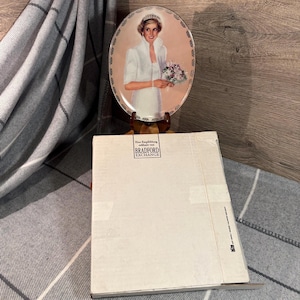 Vintage 1997 Our Royal Princess Queen of Our Hearts Bill Chambers Bradford Exchange Princess Diana Porcelain Limited Ed Collector's Plate