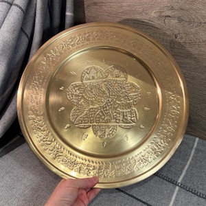 Vintage 37cm Solid Brass Hand Crafted Round Camel & Man Etched Plate Tray | Arabic Artisan Metalwork | Middle Eastern Home Decor Collectible