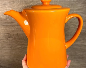 Preloved Yong Fine Quality Stoneware Large Contemporary Bold & Bright Orange Teapot- 1.5l | Flower Power Decor | Fun Colourful Kitchenalia