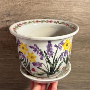 Vintage Ivyline Hand Painted Porcelain Planter with Watering Dish Tray | Yellow Daffodils with Pink Purple Flowers | Gardener Collectibles