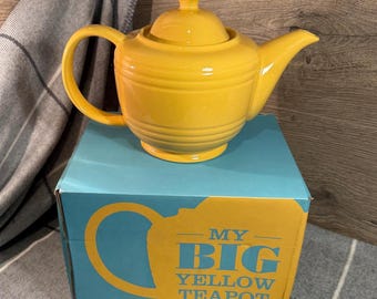 Preloved Jamie Oliver My Big Yellow Teapot Jme at Home Collection | Large 1.5 Litre Daily Stoneware Kitchenalia | Happy Sunshine Brew Cuppas