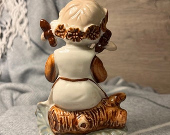 ビング＆グロンダールの大きなヴィンテージ磁器の置物 - 民族衣装を着