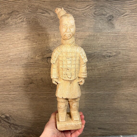 ヴィンテージ中国兵馬俑戦士レプリカ彫刻 | 中国兵士レプリカ像