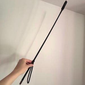 Vintage Loveson The Eegee Whip Made in England | Black Leather Riding Tools | Old Horse Racing Equestrian Collectibles | Retro Stables Decor