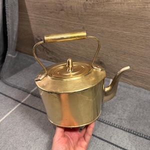 Vintage Brass Small Traditional English Kettle with Fixed Handle | Cuppa Brew Home Kitchenalia | Teas Decorative Display | Rustic Farmhouse