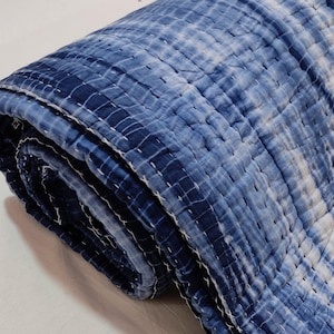 Indigo & Weiß Shibori Kantha Quilt, Baumwolldecke, handgenähte Quilt, Boho Bettwäsche, Reversible Handmade Quilts