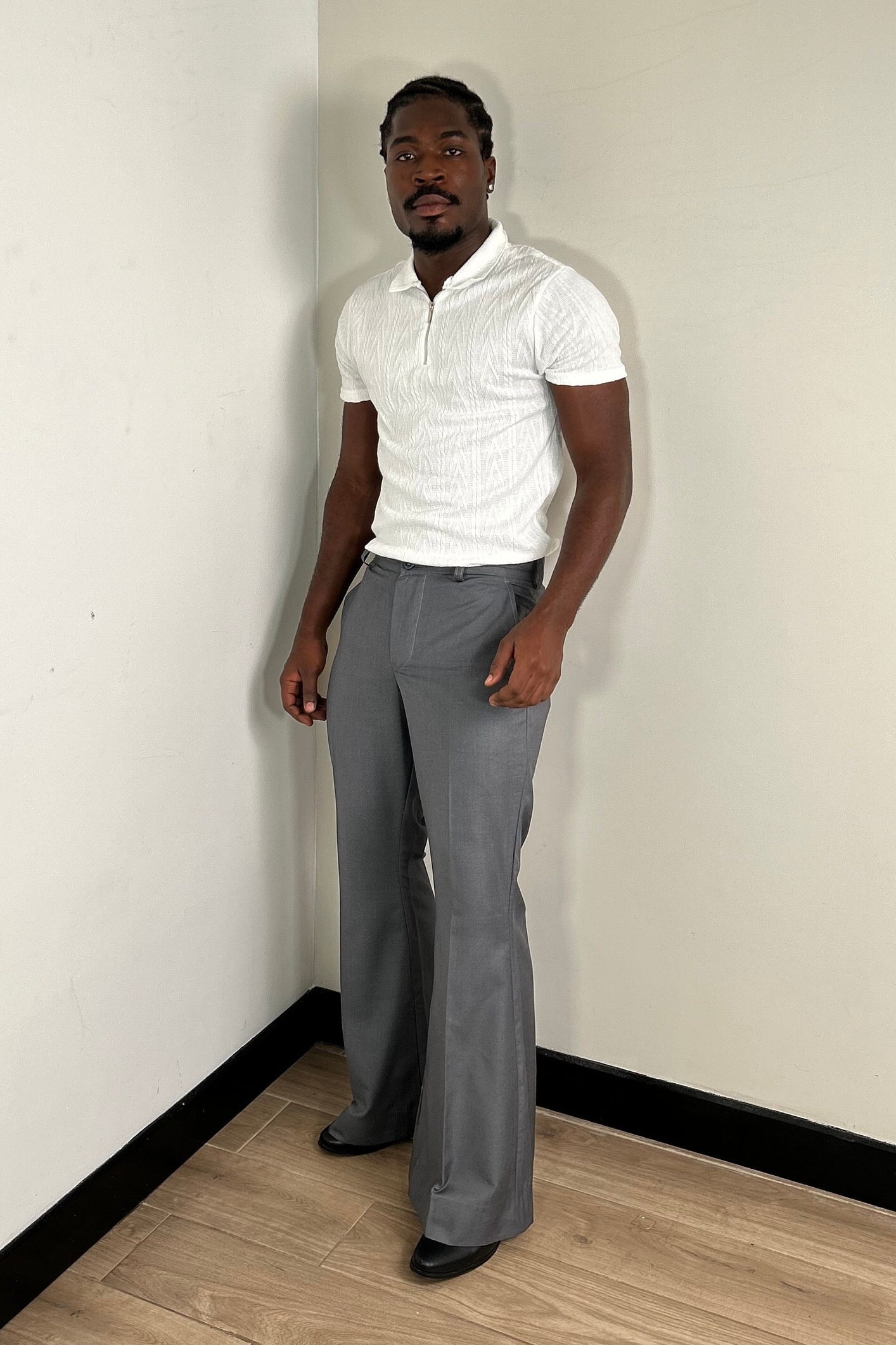 メンズフレアパンツ、カウボーイパンツ、メンズベルボトムフィット