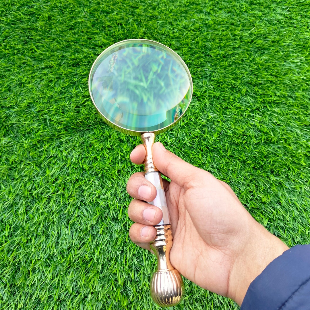 Beautiful Vintage Magnifying Glass Solid Brass Metal With Mother Of beautiful-vintage-magnifying-glass-solid-brass-metal-with-mother-of