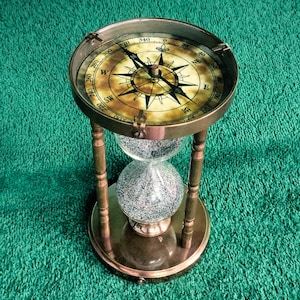 Home Decor Brass Antique Collectible Sandtimer / Hourglass / 5 Minutes Hourglass with Magnetic Compass on both ends - Antique Finish