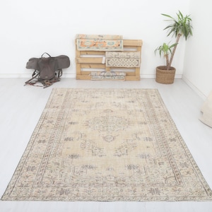6x9 Vintage Turkish Oushak Rug: Handmade Wool Bohemian Rug
