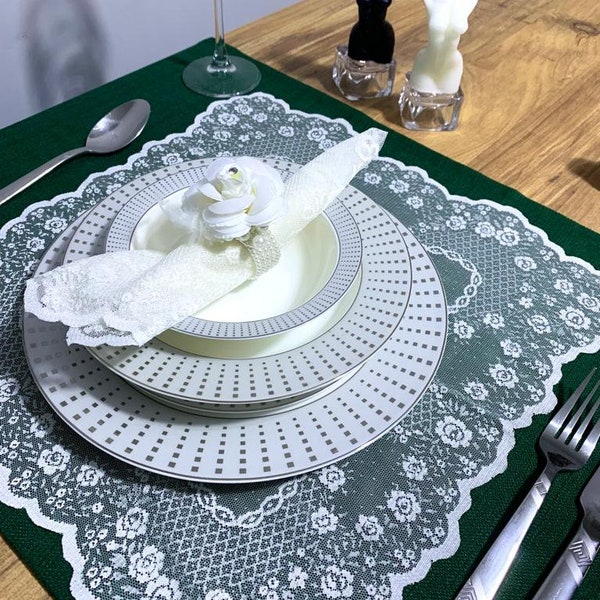 4 piece service plate, underplate, decoration,place mat, service napkin,lace handkerchief, vintage, handmade