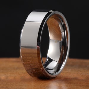 8mm Silver Tungsten Ring,Men & Women Ring,Tungsten Carbide Ring,Anniversary Ring,Polished Finish,Beveled Edges
