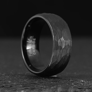 8mm Black Tungsten Ring, Hammered Finish Ring, Wedding Ring Unisex Tungsten Ring Holiday Gifts