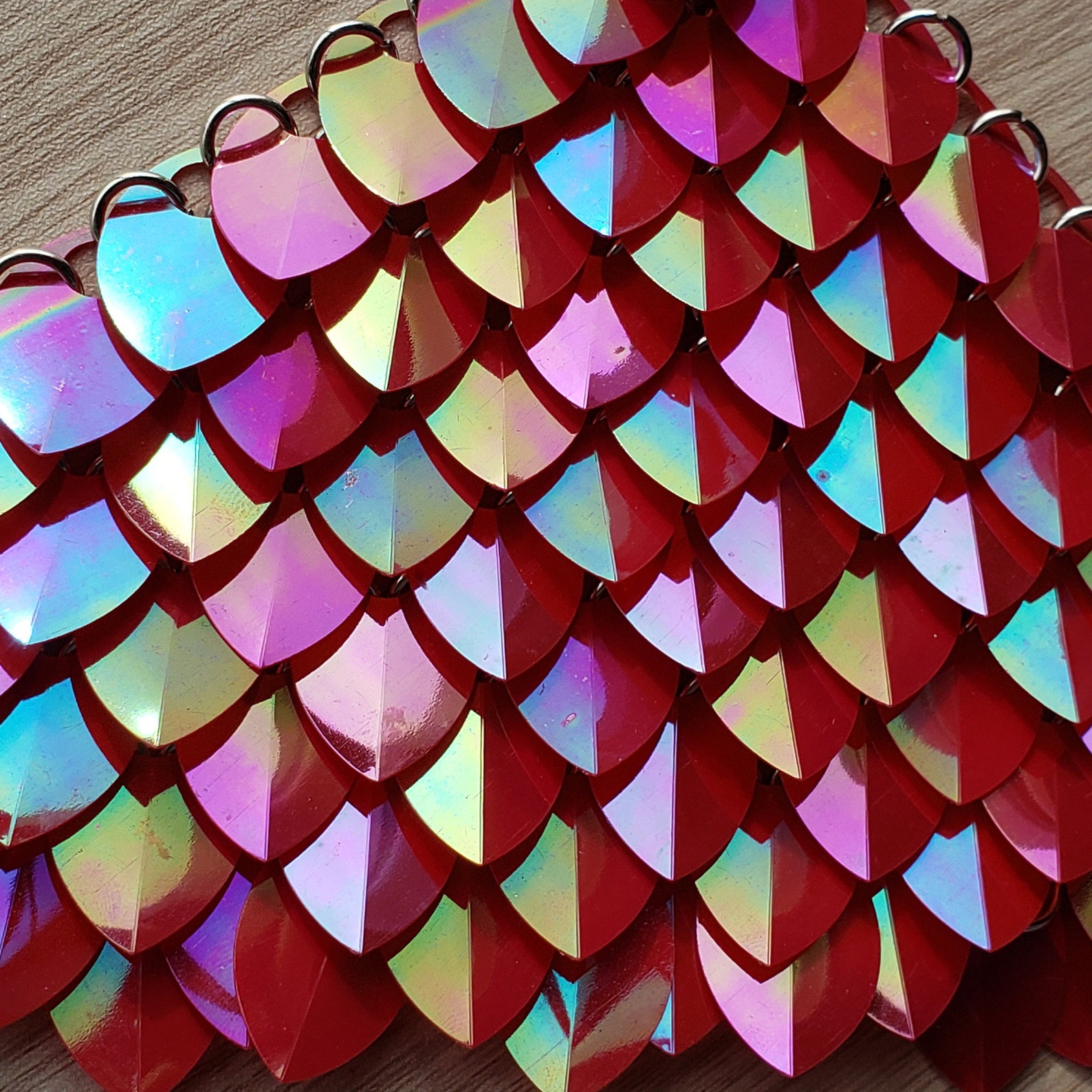 1000pcs Medium Thin Plastic Iridescent Red Scalemail Scales Etsy