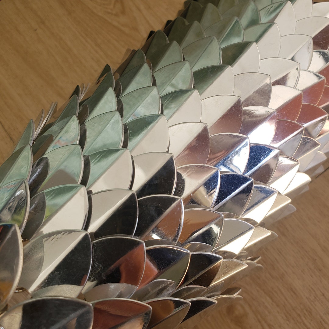 1000 Large Mirror Aluminum Dragon Scales Scalemail Bulk Supplier Dragon